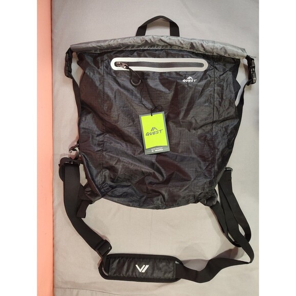 Quest Water Resistant Backpack 30L Black Gray - Picture 3 of 7